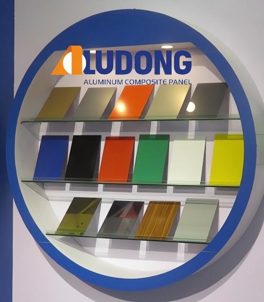Customizable PVDF Aluminum Composite Panel With A Wide Range Of Colors Available