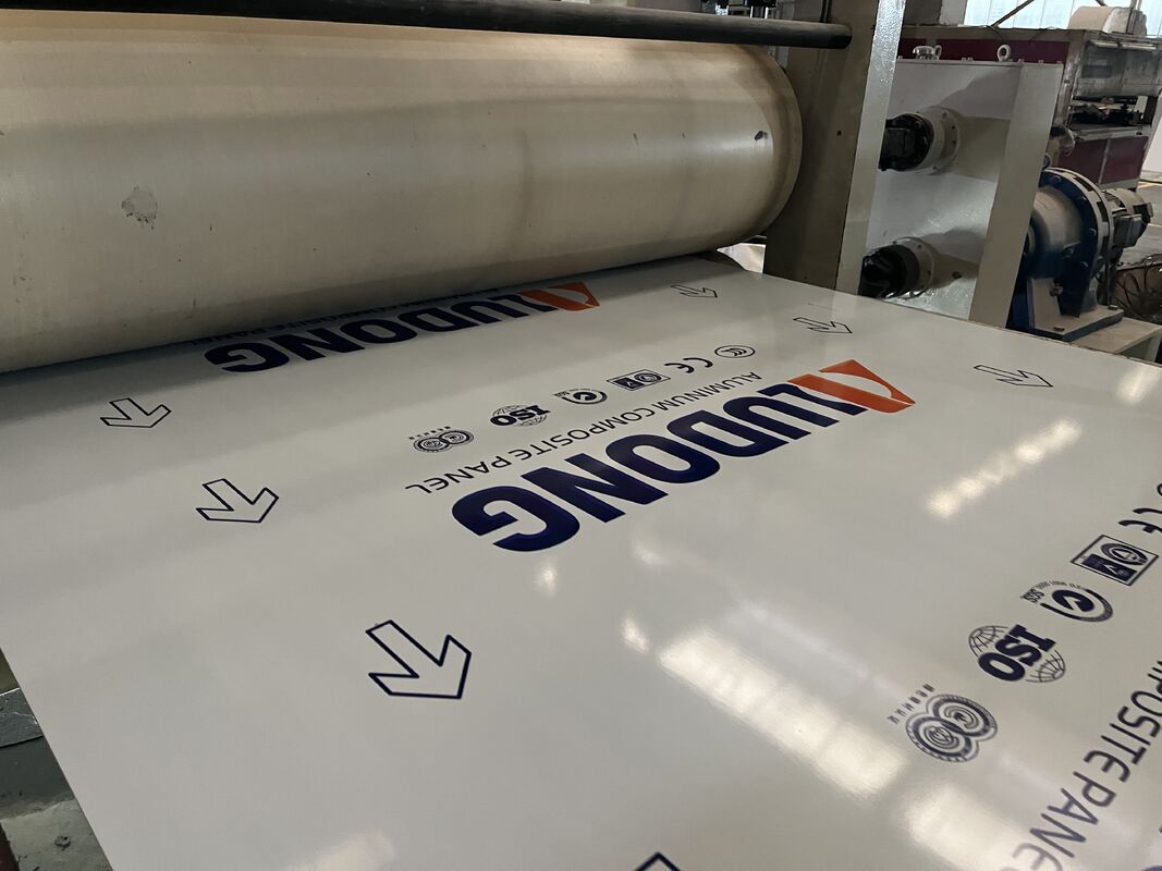 FR A2 Class PVDF Coated Fireproof ALUDONG Aluminum Composite Panel 4mm Thickness for Buildings