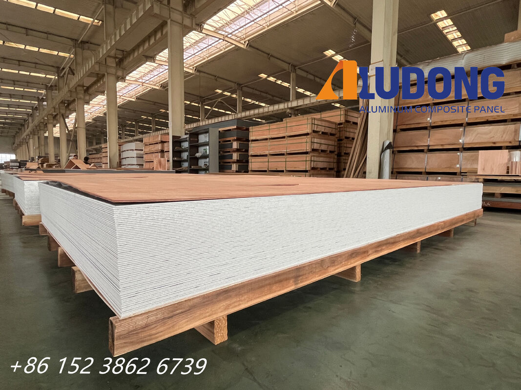 FR B1 Grade PVDF Coated Fireproof Aluminum Composite Panel 4mm Thickness for Buildings