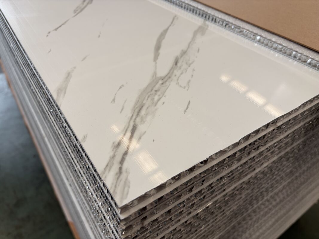 Aluminum Honeycomb Panel For ceilings,roofings, interior and extreior wall coverings